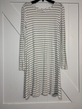 Old Navy White and Black Striped Long Sleeve Swing Dress Women’s Size XS